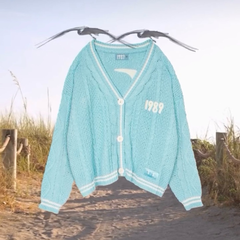 1989 (Taylor’s Version) cardigan